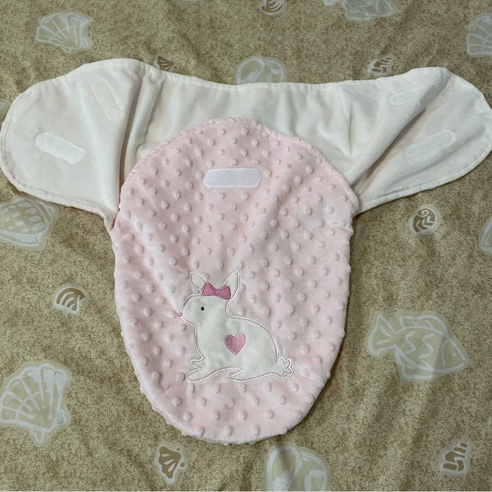 Kyle & Deena New York Pink Bunny Swaddle Blanket Size 0-3M